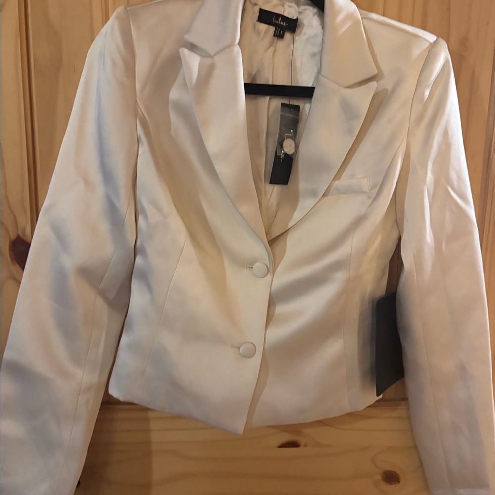 Lulu's Elegant White Satin Blazer